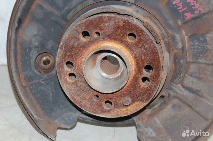 Задняя правая ступица Mercedes S-Class W140 С140