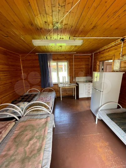 Дом 40 м² на участке 1,2 га