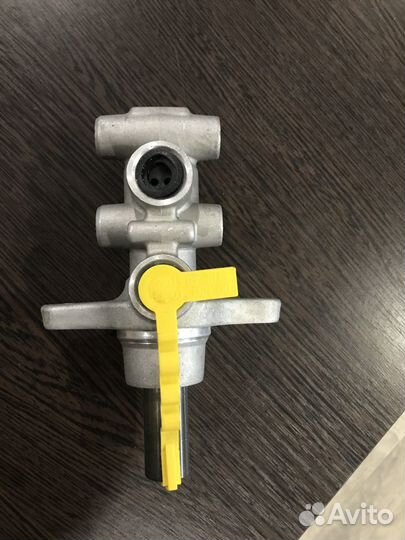 Главный тормозной цилиндр для Dodge Caliber