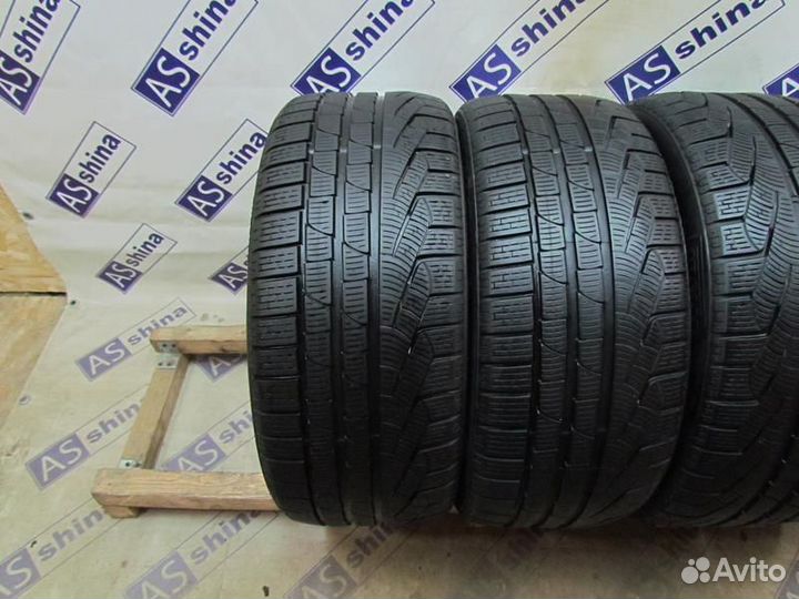 Pirelli Winter 210 SnowControl Serie II 245/45 R17 88R