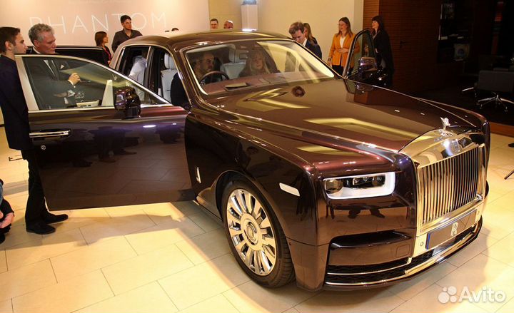 Rolls Royce Phantom Che Zhi 1:24