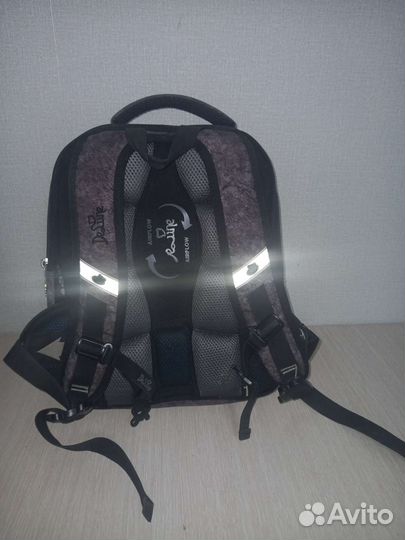 Школьный рюкзак ортопедический