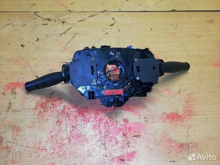 Блок подрулевых переключателей Renault megane 2