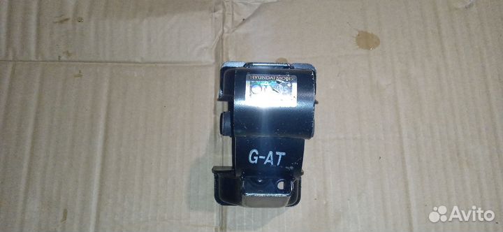 Опора двигателя задняя Hyundai i30