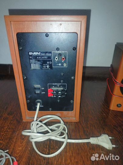 Акустические колонки