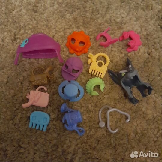 Вещи и обувь для кукол