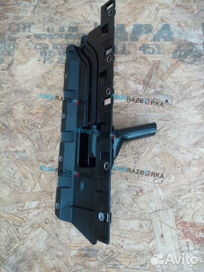 Маслозаборник BMW 5 F07/F10/F11 2012 7590739