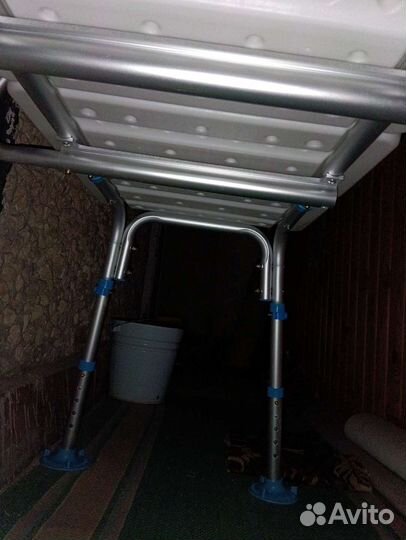 Стул для ванны для инвалидов Ortonica Lux 625