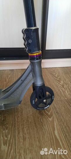 Трюковой самокат кастом парк