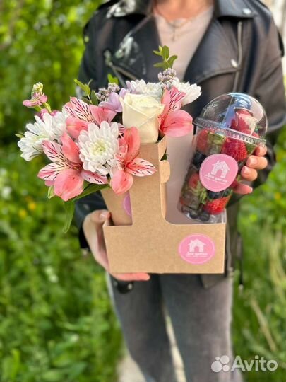 Набор подарочный в стаканчиках