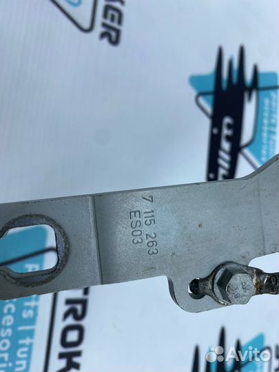 Петля капота левая Bmw 3-Series E93 N54B30 2009