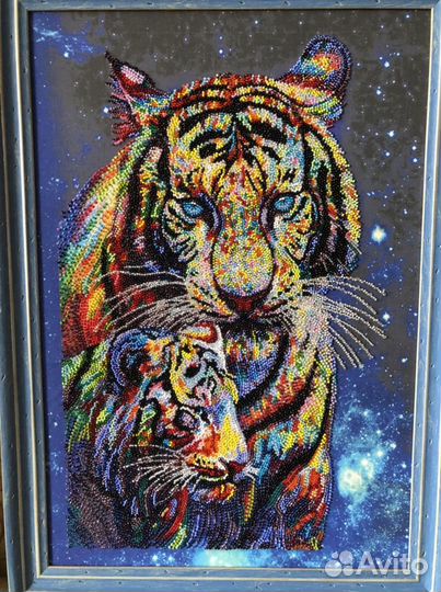 Вышивка на заказ бисиром