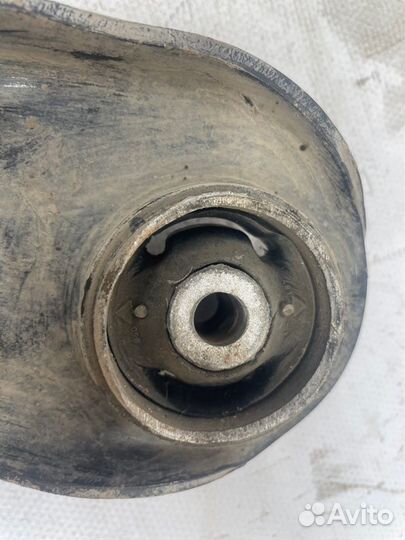 Рычаг передний левый Skoda Fabia 5J2 сgp 2013