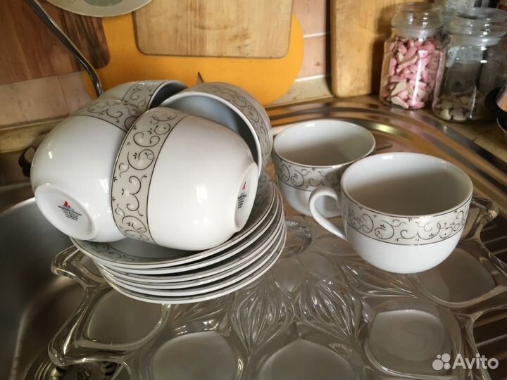 Сервизы, хрусталь, фарфор, посуда, рюмки