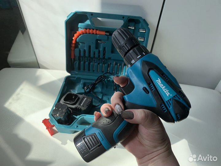 Шуруповерт Makita 18v