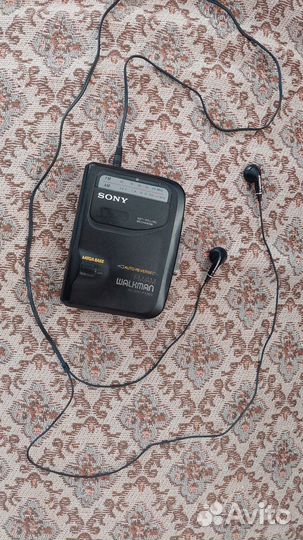 Кассетный аудиоплеер Sony