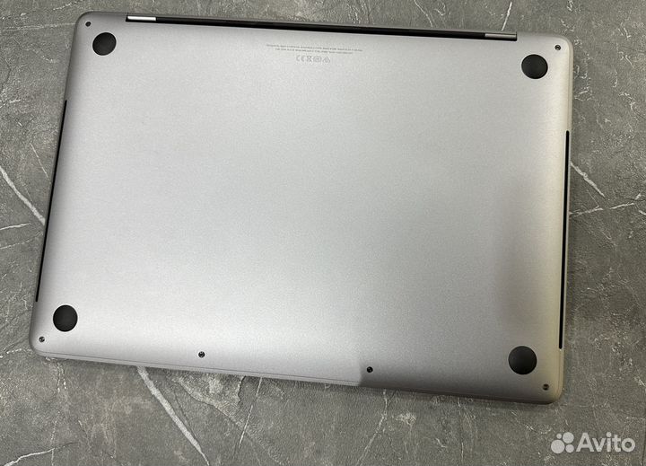 Apple MacBook Pro 13 2019