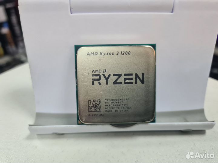 Процессор AM4 AMD Ryzen 3-1200