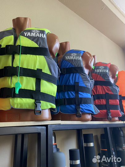 Спасательные жилеты