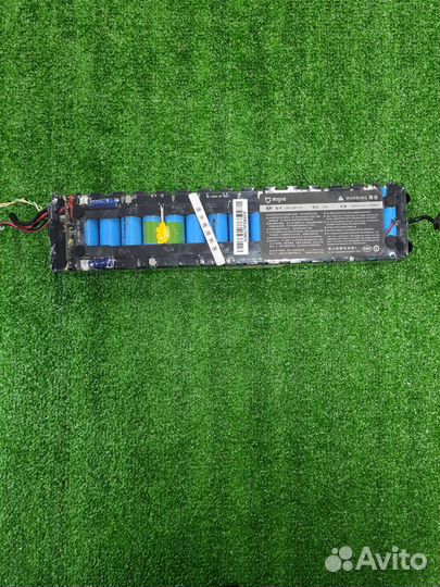 Оригинальный аккумулятор на m365