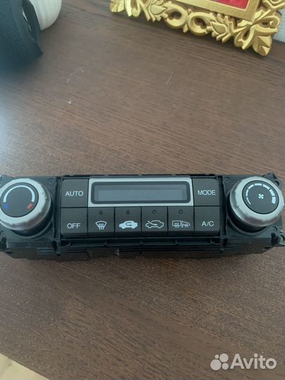 Блок управления климатом honda civic 4D 2008