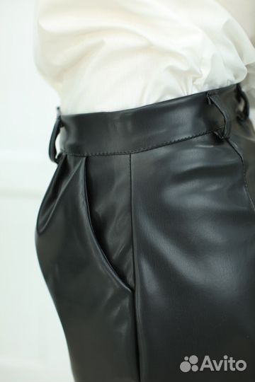 Шорты из эко кожи