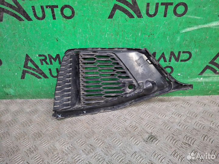 Решетка бампера передняя левая Audi Q8 1 2018-Нв