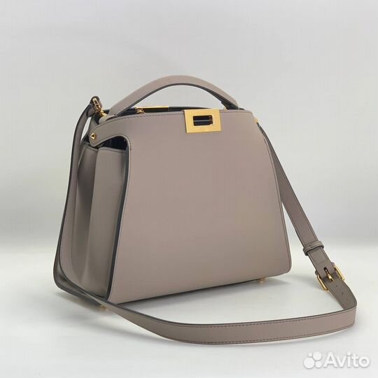Сумка Fendi Peekaboo
