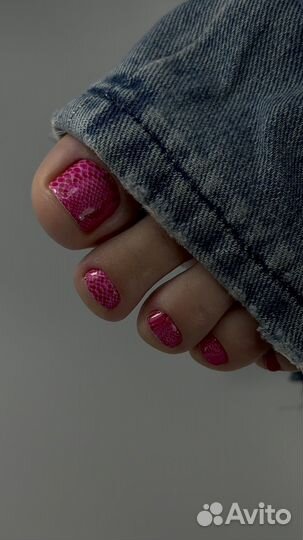 Маникюр педикюр