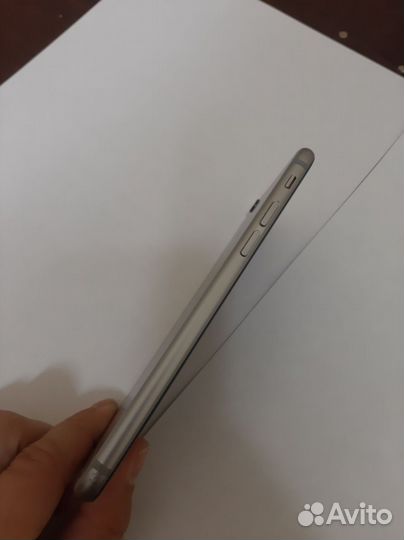 iPhone 6S, 32 ГБ