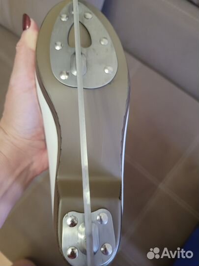 Коньки фигурные 38 размер