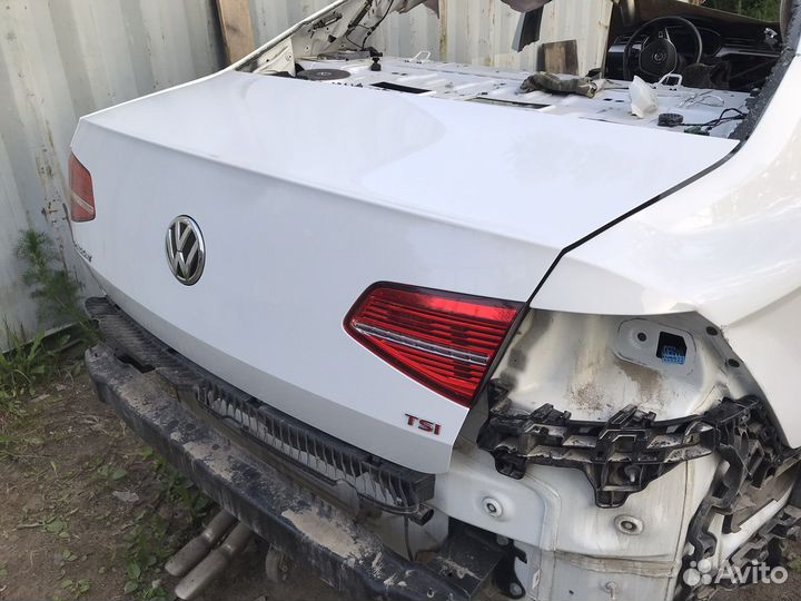 Крышка багажника Passat B8 седан