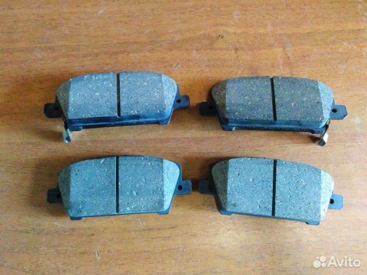 Колодки дисковые передние Honda Civic 2006 - 2012