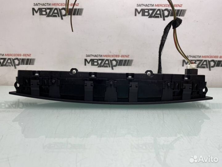 Блок кнопок панели Mercedes W207 w212 E 207 212