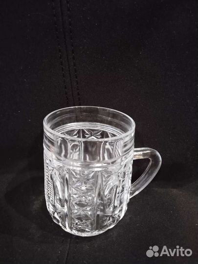 Хрустальная ваза, рюмки