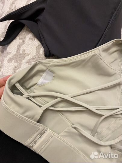 Спортивные вещи леггинсы шорты топ