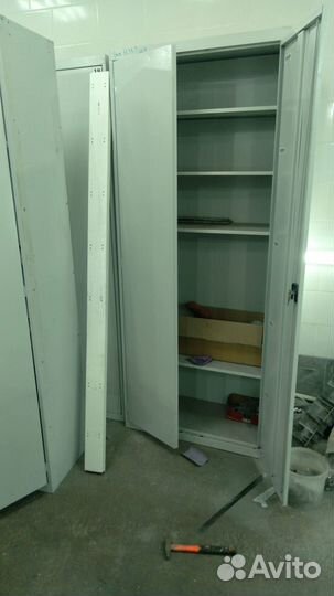 Ящик металлический с замком