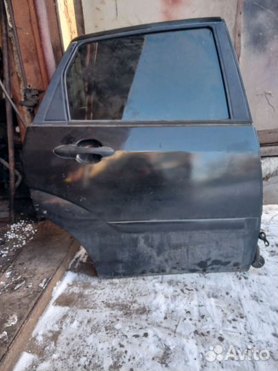 Дверь ford focus 1