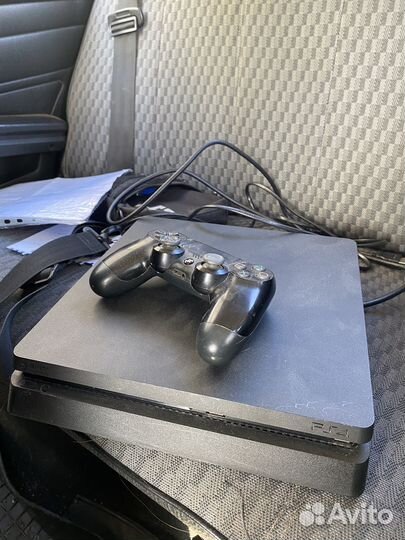 Sony PS4 slim