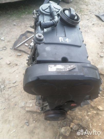 Двигатель Volkswagen Passat B6 2.0 TDI Bkp