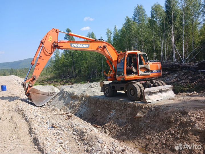 Колёсный экскаватор DOOSAN S180W-V, 2012
