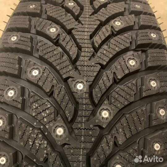 Landspider Arctictraxx 235/45 R18 98T