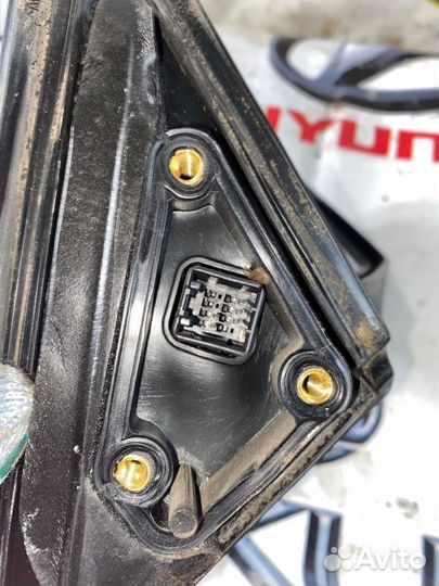 Зеркало электрическое правое Hyundai Accent седан