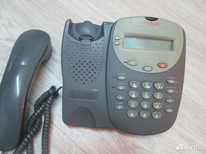 Б/у телефон avaya 2402D01B