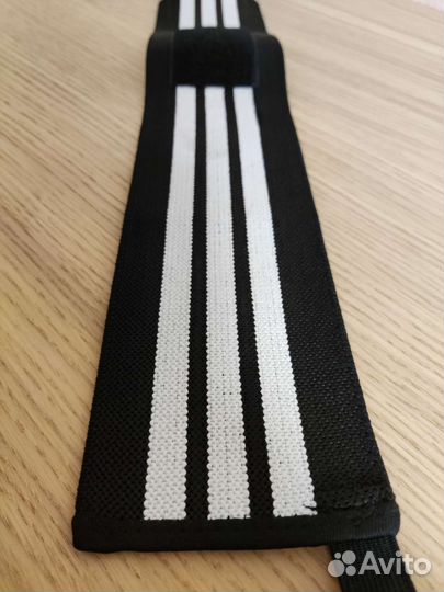 Бинт эластичный спортивный на запястье 45 см