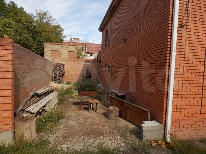 Дом 140 м² на участке 1 сот.