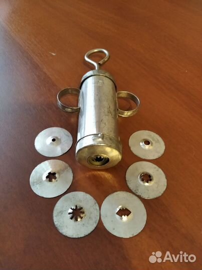 Шприц кондитерский жестяной для крема с насадками