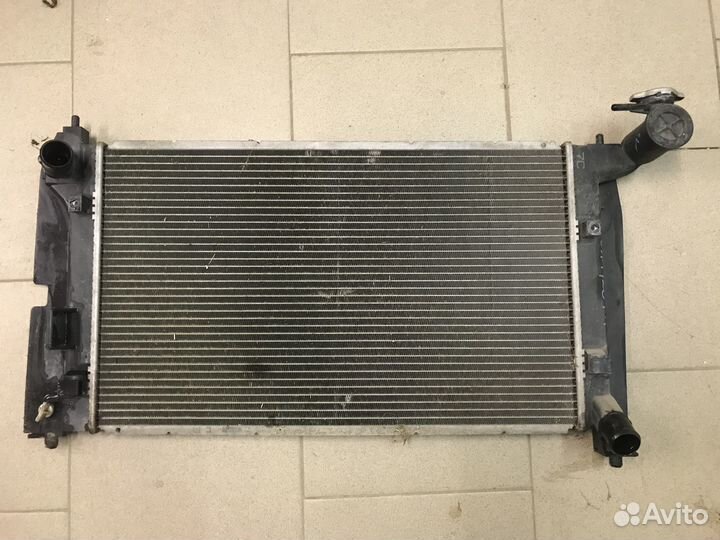 Corolla 120 Радиатор охлаждения двигателя МКПП б.у