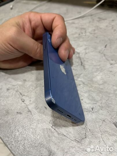 Телефон iPhone 13 mini