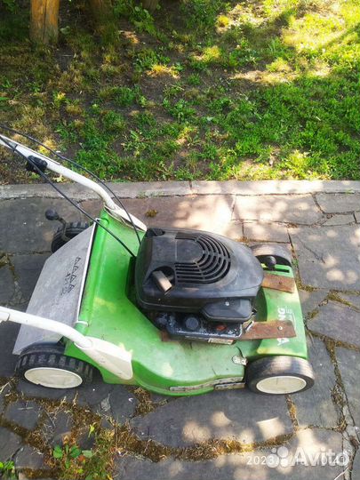 Газонокосилка самоходная на запчасти